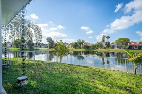 754 NW 154th Avenue Pembroke Pines FL 33028