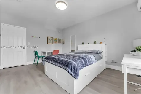 6647 SW 59th Place South Miami FL 33143