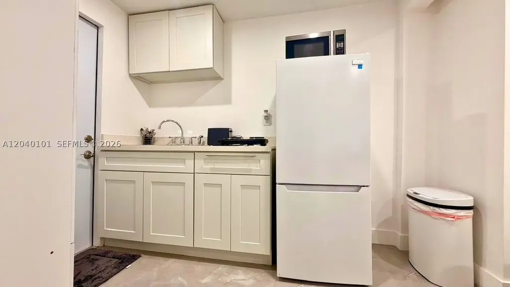 2255 SW 33rd Avenue Fort Lauderdale FL 33312