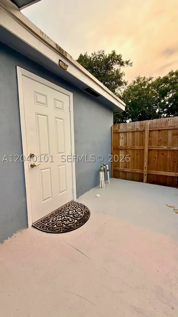 2255 SW 33rd Avenue Fort Lauderdale FL 33312