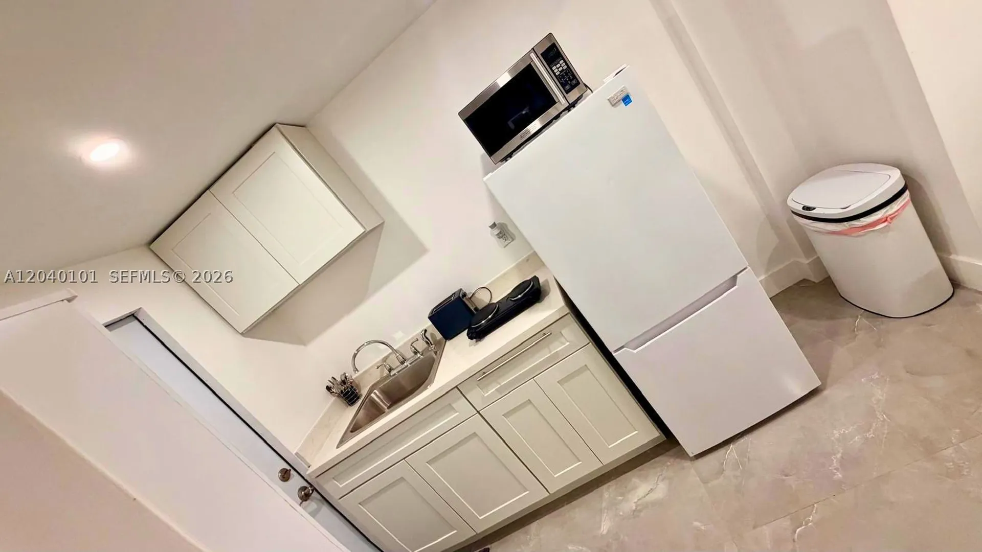 2255 SW 33rd Avenue Fort Lauderdale FL 33312