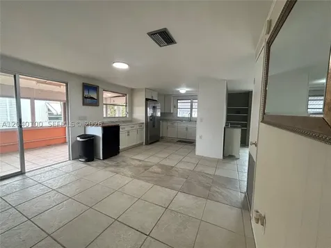 2341 SW 84th Avenue Davie FL 33324