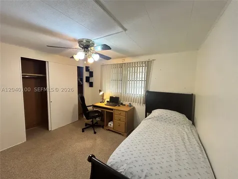 2341 SW 84th Avenue Davie FL 33324
