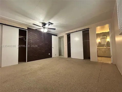 2341 SW 84th Avenue Davie FL 33324