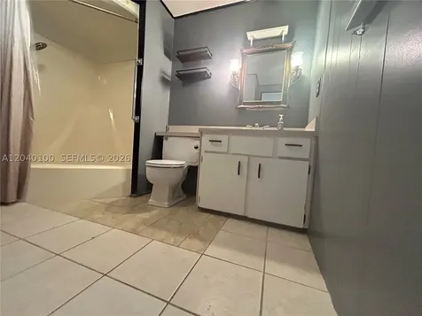 2341 SW 84th Avenue Davie FL 33324