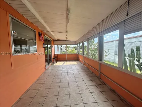 2341 SW 84th Avenue Davie FL 33324