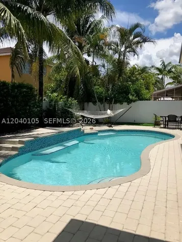 17893 NW 87th Place Hialeah FL 33018