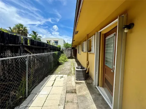 1727 SW 21st Street Fort Lauderdale FL 33315