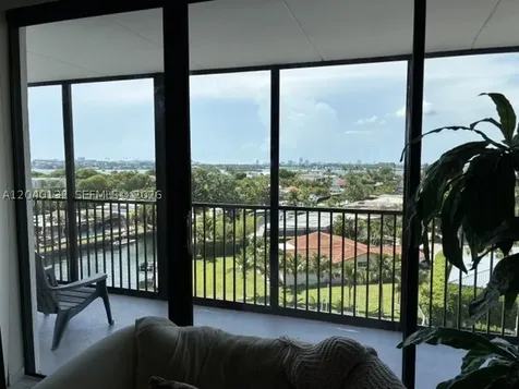 2500 NE 135th Street North Miami FL 33181