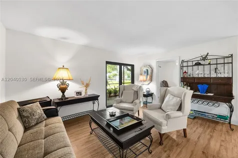 9999 N Belfort Circle Tamarac FL 33321