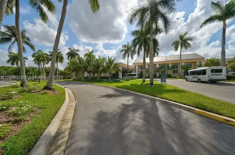 9999 N Belfort Circle Tamarac FL 33321