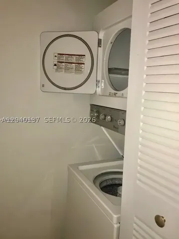 1560 Meridian Avenue Miami Beach FL 33139