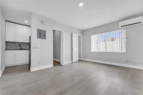 6647 SW 59th Place South Miami FL 33143