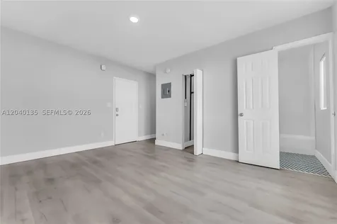 6647 SW 59th Place South Miami FL 33143