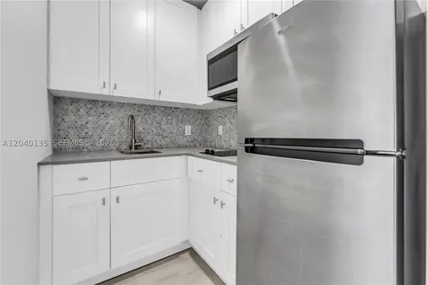 6647 SW 59th Place South Miami FL 33143