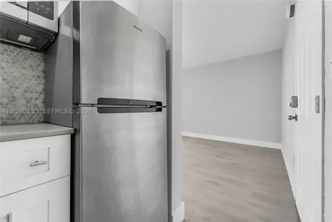 6647 SW 59th Place South Miami FL 33143
