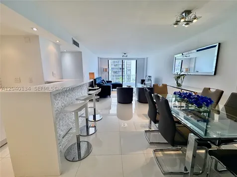 200 SE 15th Road Miami FL 33129