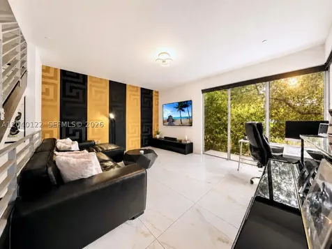 193 N Shore Drive Miami Beach FL 33141