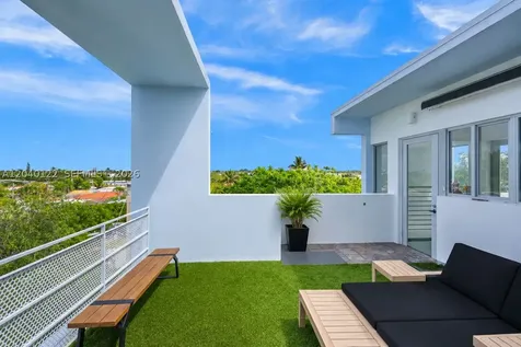 193 N Shore Drive Miami Beach FL 33141
