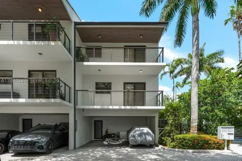 3560 W Fairview Street Miami FL 33133
