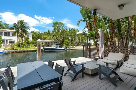 3560 W Fairview Street Miami FL 33133