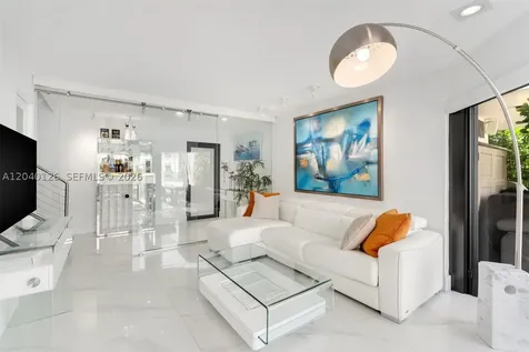 3560 W Fairview Street Miami FL 33133