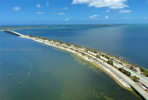 175 SE 25th. Miami FL 33129