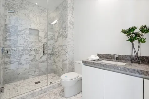 175 SE 25th. Miami FL 33129