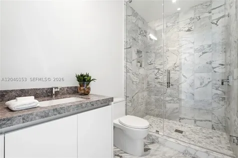 175 SE 25th. Miami FL 33129