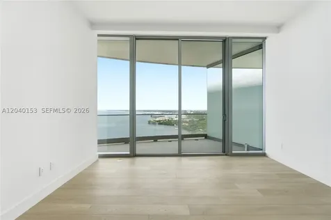 175 SE 25th. Miami FL 33129
