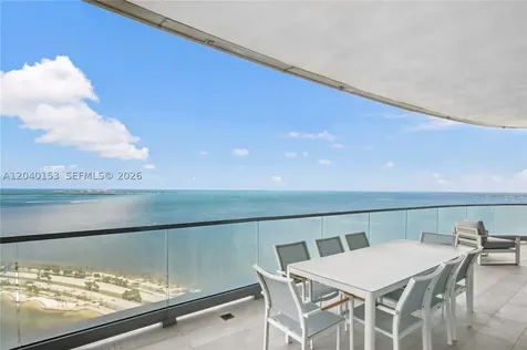 175 SE 25th. Miami FL 33129