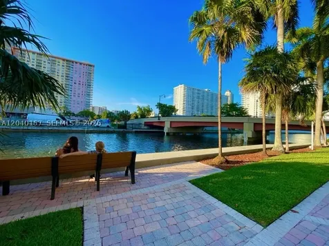 17150 N Bay Road Sunny Isles Beach FL 33160
