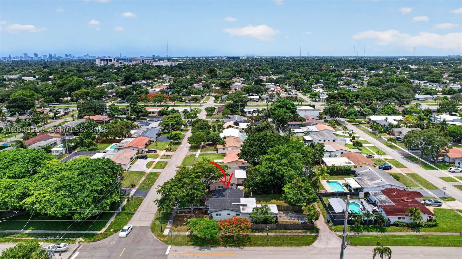 2220 N 40th Avenue Hollywood FL 33021