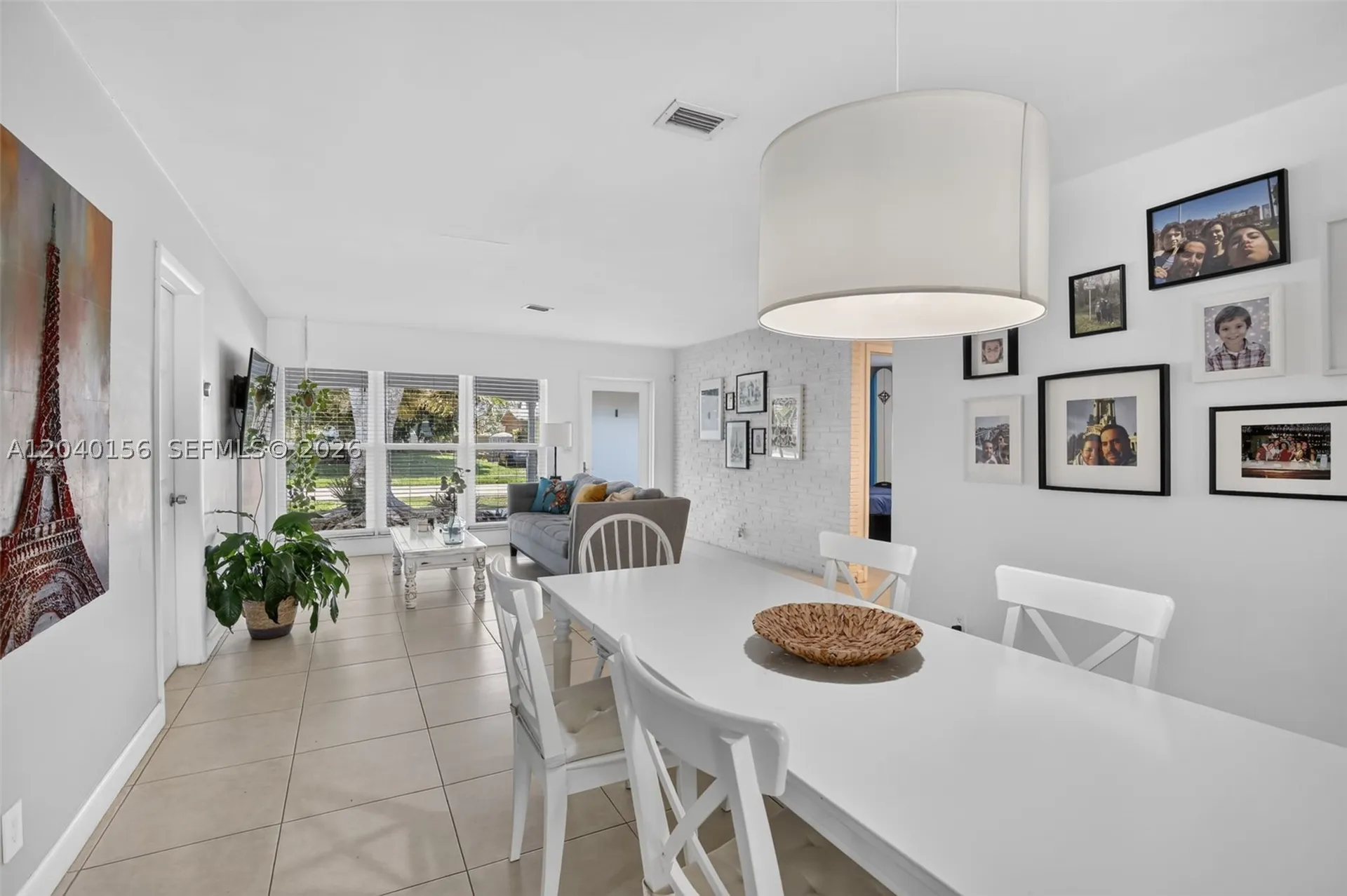 2220 N 40th Avenue Hollywood FL 33021