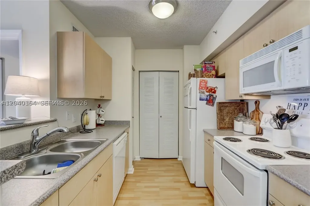 1919 Van Buren Street Hollywood FL 33020