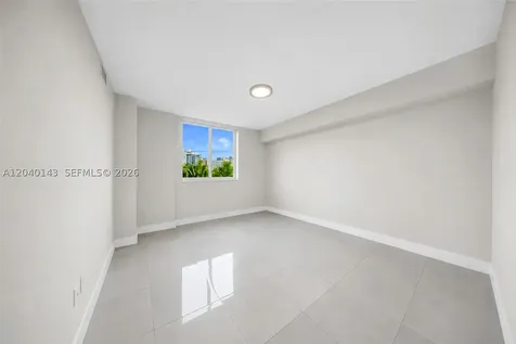 2775 NE 187th Street Aventura FL 33180