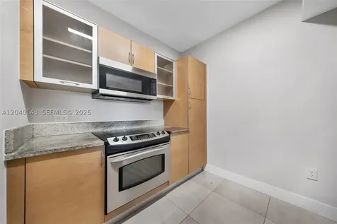 2775 NE 187th Street Aventura FL 33180