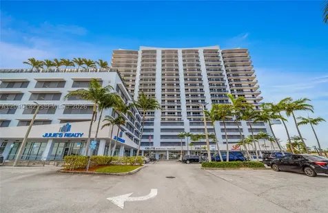 7901 Hispanola Avenue North Bay Village FL 33141