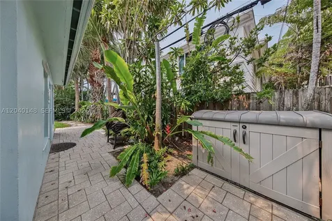 4325 Bougainvilla Drive Lauderdale By The Sea FL 33308