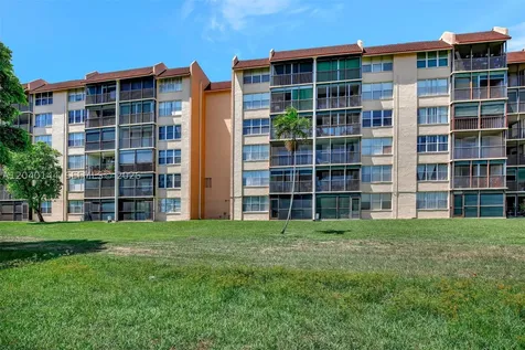 3841 Environ Boulevard Lauderhill FL 33319