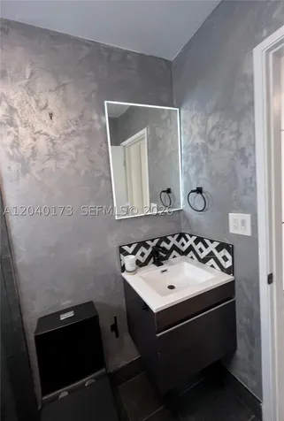 2425 SW 26th Lane Miami FL 33133