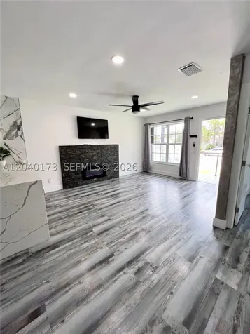 2425 SW 26th Lane Miami FL 33133
