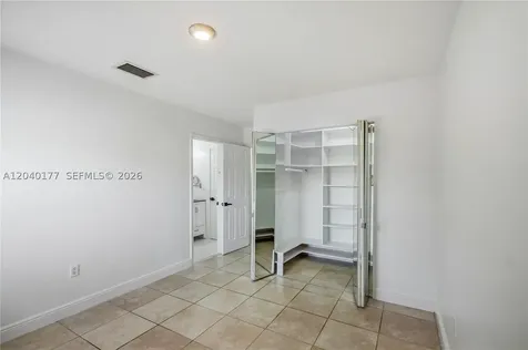 5113 SW 138th Ave Circle Miami FL 33175