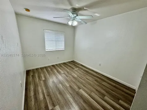 31 SE 3 Hallandale Beach FL 33009