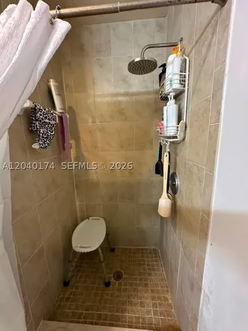 31 SE 3 Hallandale Beach FL 33009