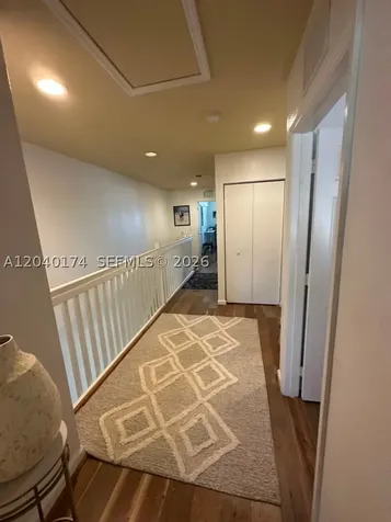 31 SE 3 Hallandale Beach FL 33009