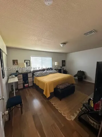 31 SE 3 Hallandale Beach FL 33009