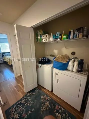 31 SE 3 Hallandale Beach FL 33009