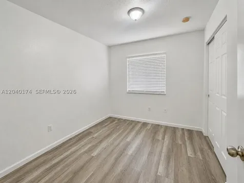 31 SE 3 Hallandale Beach FL 33009