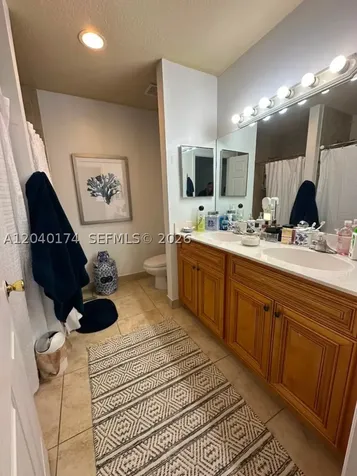 31 SE 3 Hallandale Beach FL 33009